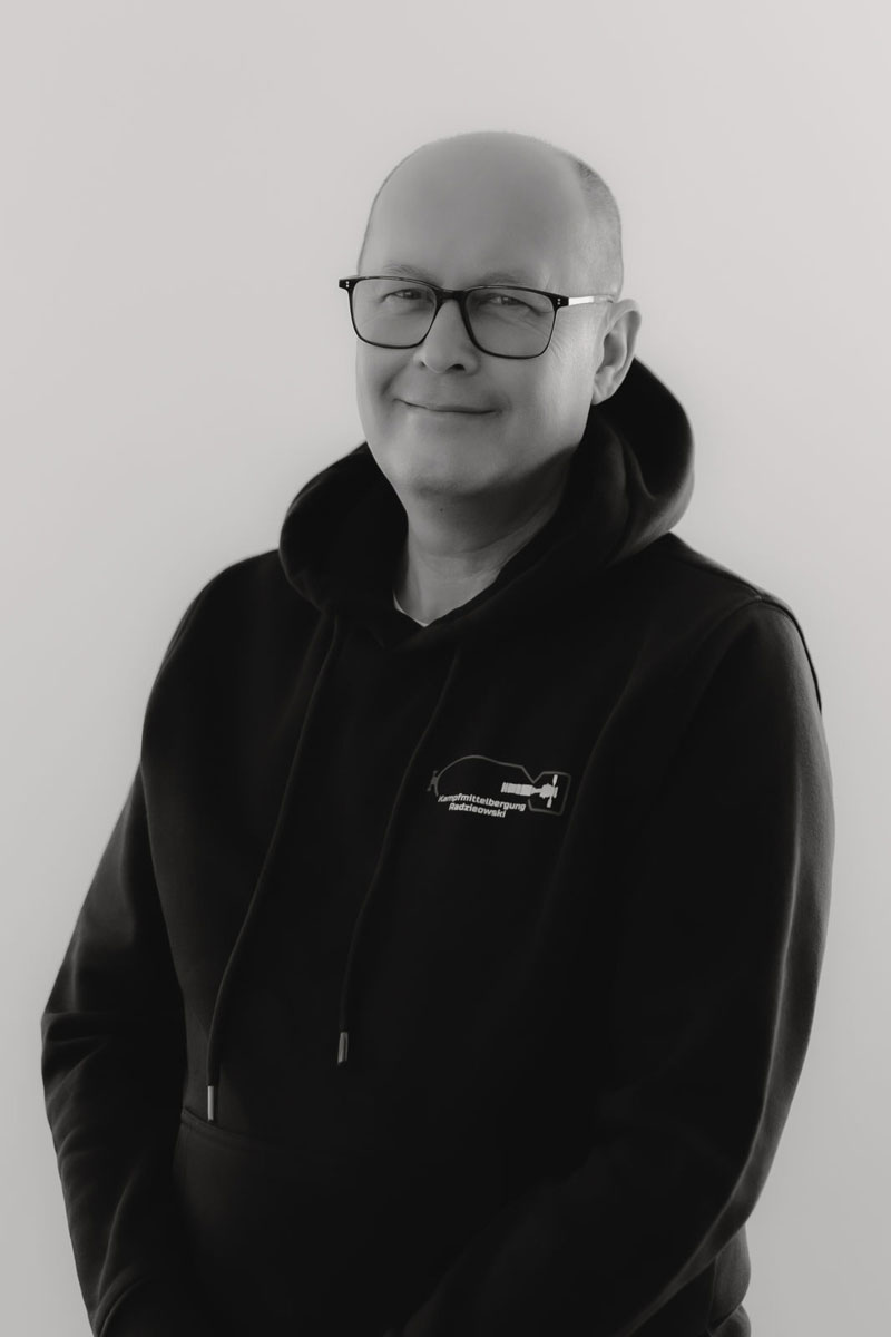 Antony Sutton normal